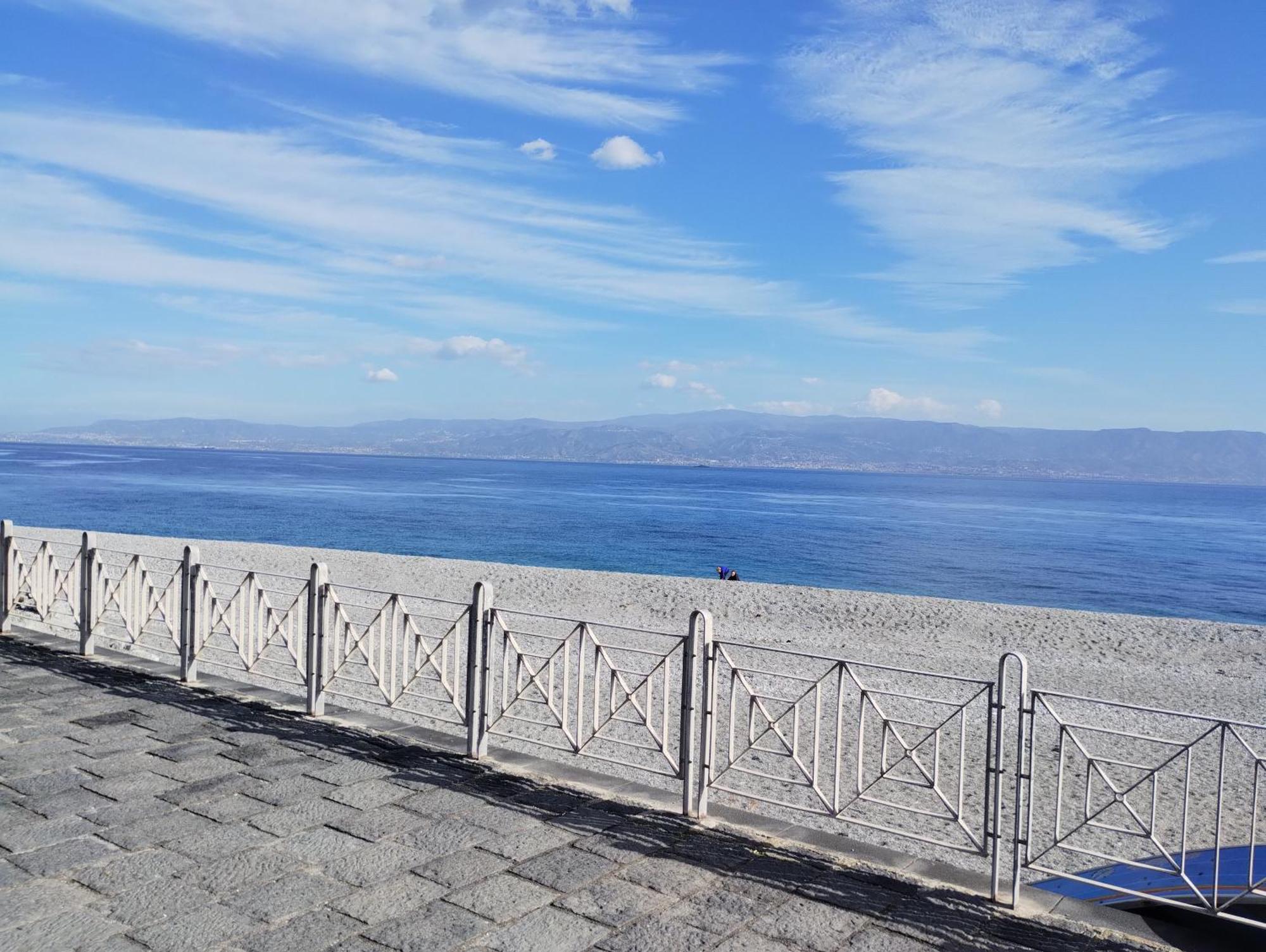 La Camera Nel Villaggio Мессіна Екстер'єр фото